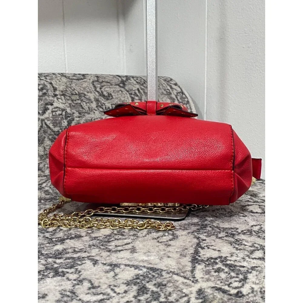 Betsey Johnson Bow Shoulder Crossbody Bag in Red